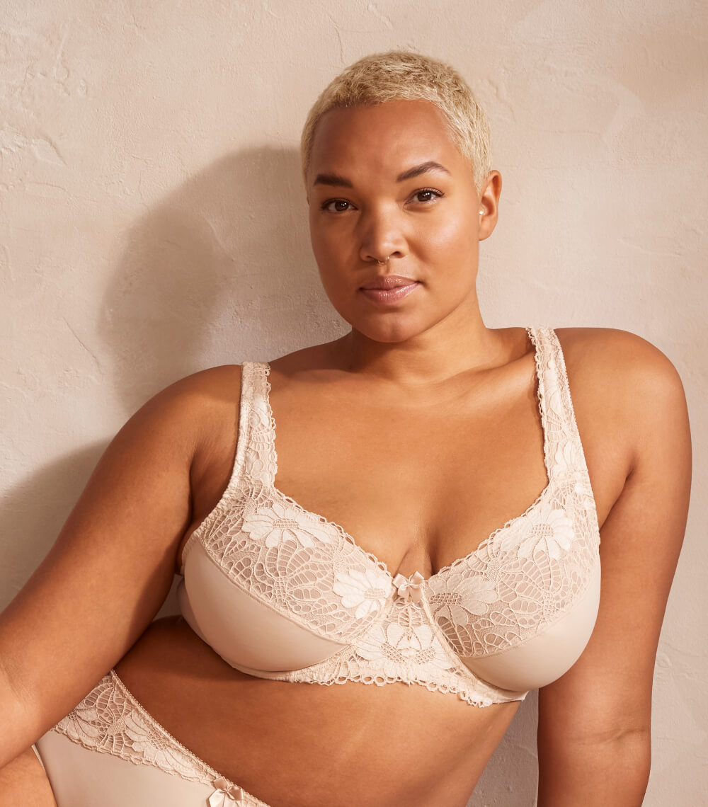 Kolekce: Zmenšovací podprsenka